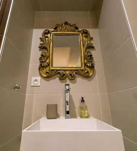 Le Hardi アパート ディジョン